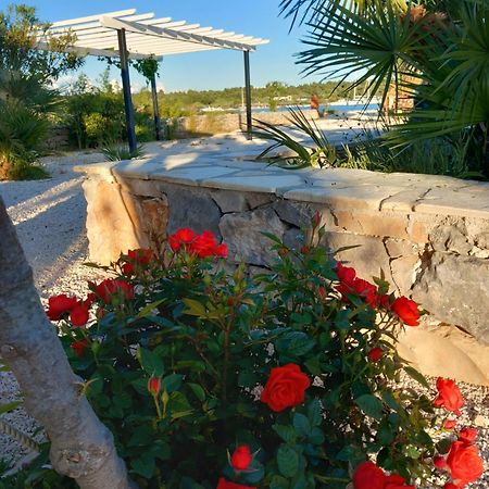 Beach House Marina Grande Betina  Exteriér fotografie
